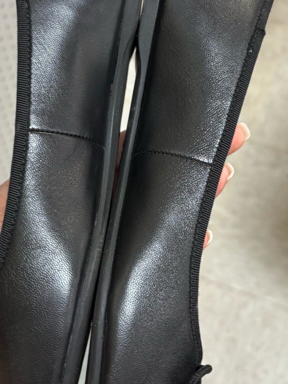 Coach Women's Black Ballet Flats - Picture 8 of 8